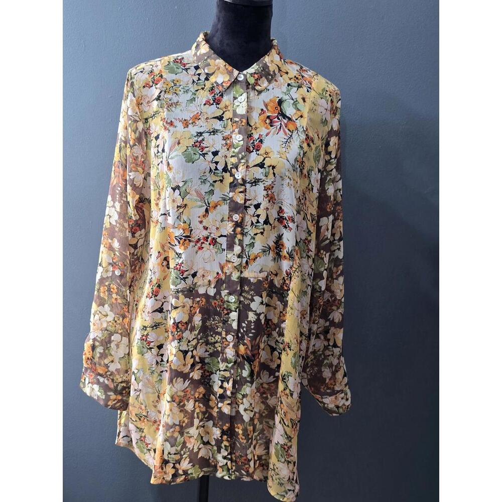 Beautiful Fall Women's Long Sleeve Floral Button up Top